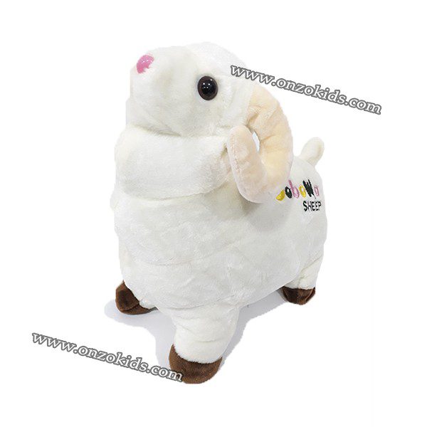 Mouton en peluche blanc