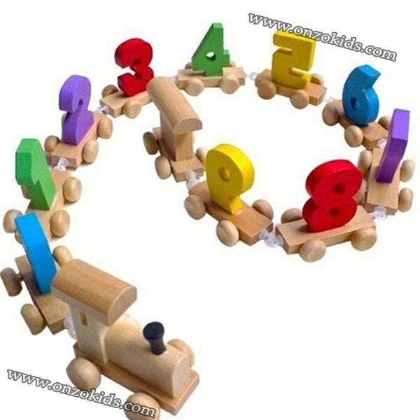 Train numérique en bois